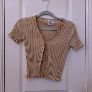 PRINCESS POLLY BUTTON UP CROP TOP